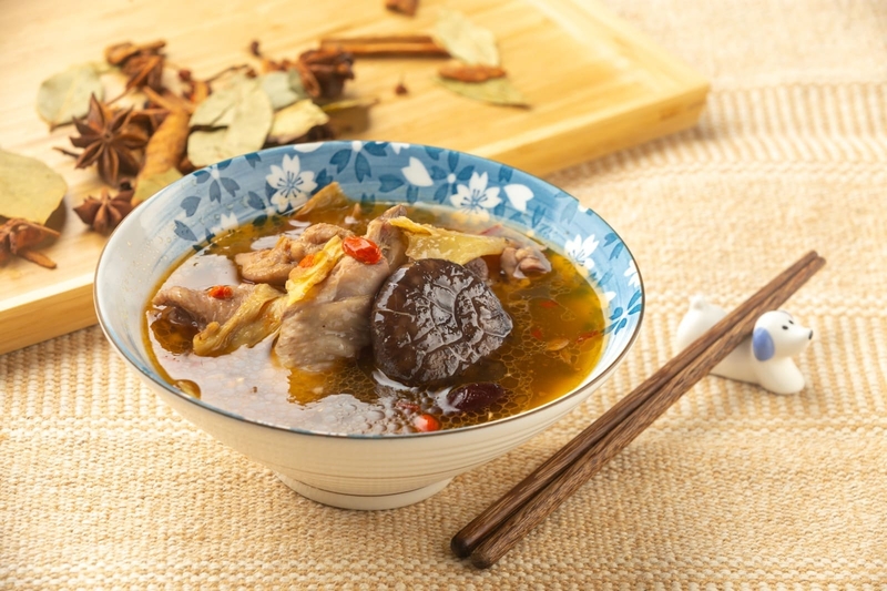 【CFOL】黑麻油雞湯麵線