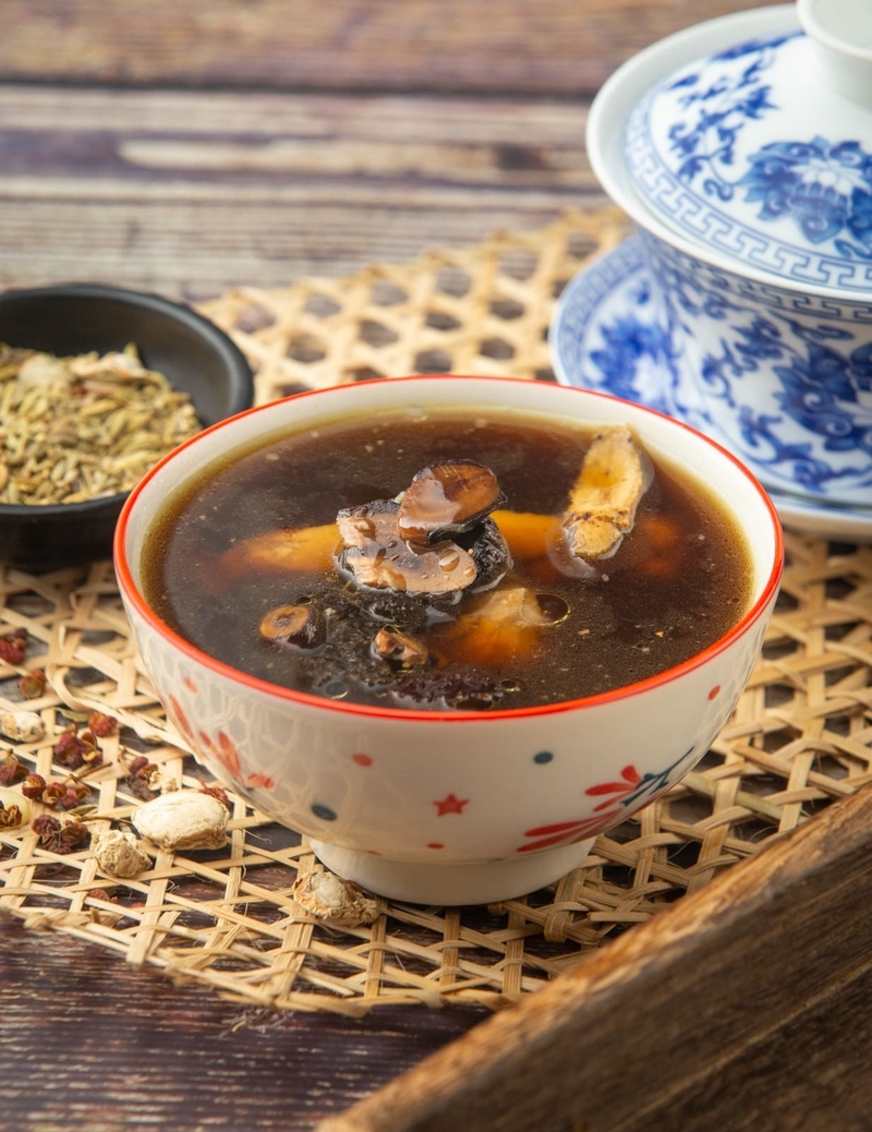 【CFOL】十全大補藥燉排骨麵線