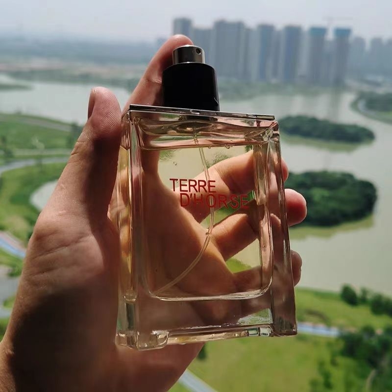 法國 HERMES 愛馬仕 大地香水 EDT 200ml